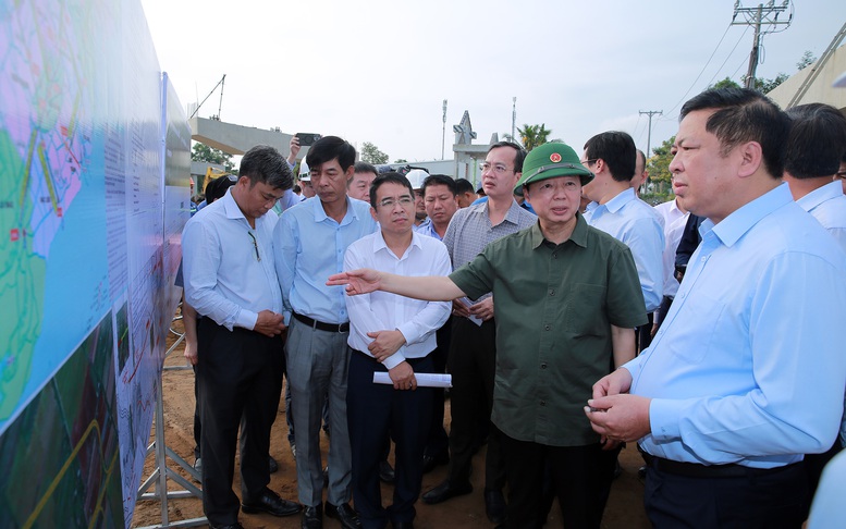 Tiền Giang, An Giang, Sóc Trăng, Đồng Nai… nhận chỉ đạo nóng của Phó Thủ tướng về cung ứng vật liệu- Ảnh 1. Tiền Giang, An Giang, Sóc Trăng, Đồng Nai… nhận chỉ đạo nóng của Phó Thủ tướng về cung ứng vật liệu- Ảnh 1.