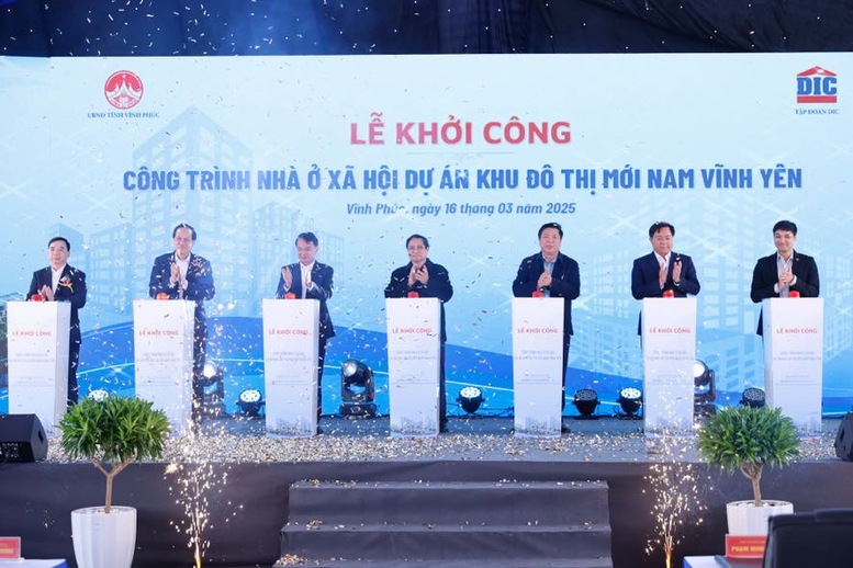 Vừa khởi công 5.300 căn nhà xã hội, tính giáp ranh Hà Nội đặt mục tiêu mỗi tháng khởi công 1 dự án- Ảnh 1.