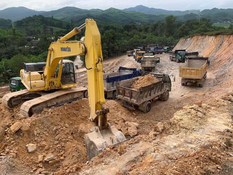 TP Huế vào cuộc thanh tra “điểm nóng” khai thác mỏ vật liệu xây dựng- Ảnh 1. TP Huế vào cuộc thanh tra “điểm nóng” khai thác mỏ vật liệu xây dựng- Ảnh 1.