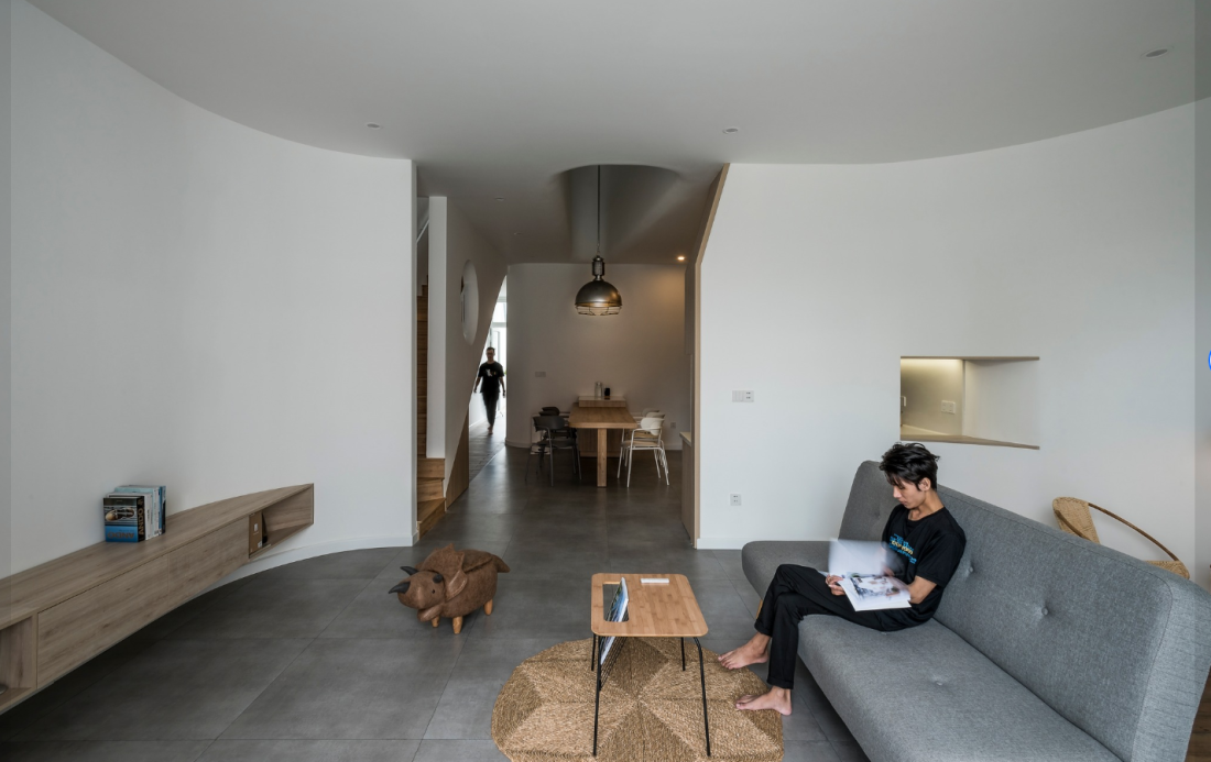 Ngôi nhà thiết kế hiện đại, hợp phong thủy ôm trọn 2 căn hộ độc lập tại Đà Nẵng- Ảnh 9. Ngôi nhà thiết kế hiện đại, hợp phong thủy ôm trọn 2 căn hộ độc lập tại Đà Nẵng- Ảnh 9.