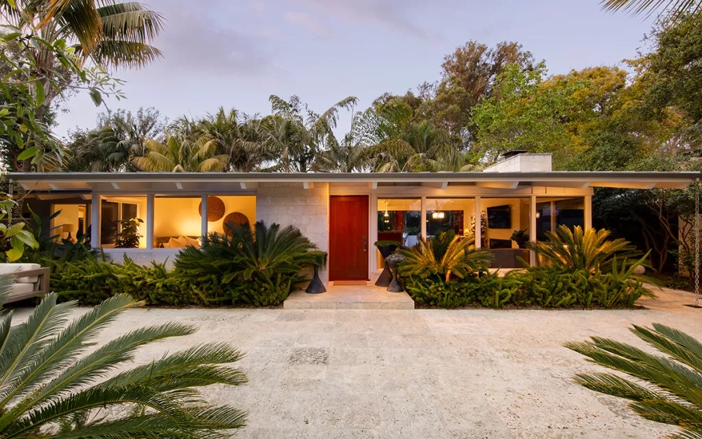 Ellen DeGeneres bán biệt thự ở Montecito với giá 5,2 triệu USD- Ảnh 2. Ellen DeGeneres bán biệt thự ở Montecito với giá 5,2 triệu USD- Ảnh 2.