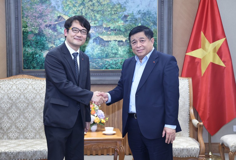 LG tiếp tục mở rộng đầu tư tại Việt Nam, kỳ vọng sâu chuỗi giá trị toàn cầu- Ảnh 1. LG tiếp tục mở rộng đầu tư tại Việt Nam, kỳ vọng sâu chuỗi giá trị toàn cầu- Ảnh 1.