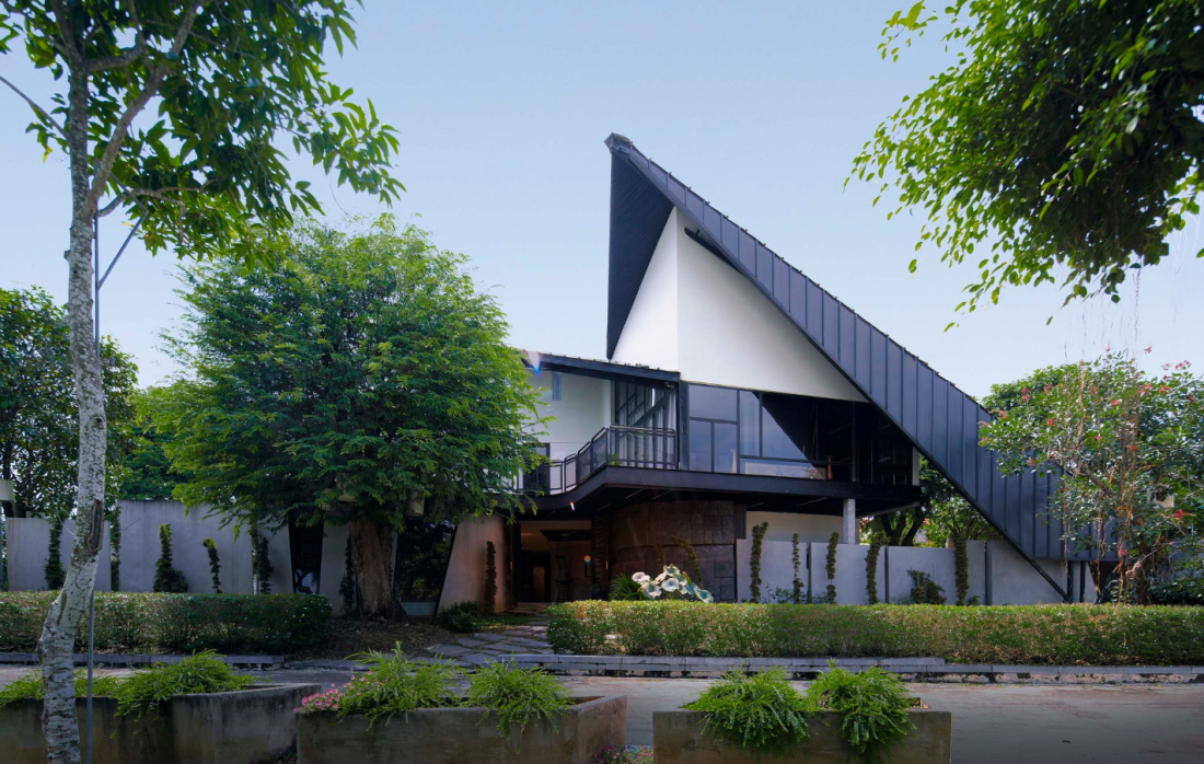 Biệt phủ hình cánh diều thiết kế bếp là trung tâm tại Đồng Nai- Ảnh 1.