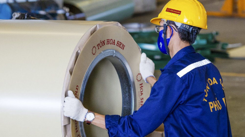 Doanh nghiệp nói gì về việc Mỹ áp thuế chống bán phá giá sơ bộ 40-88% với tôn mạ Việt Nam?- Ảnh 1. Doanh nghiệp nói gì về việc Mỹ áp thuế chống bán phá giá sơ bộ 40-88% với tôn mạ Việt Nam?- Ảnh 1.