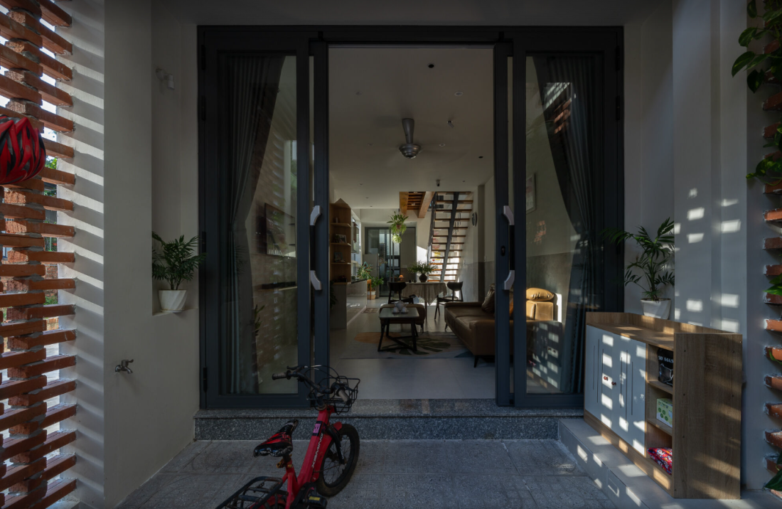 Nhà nhỏ đẹp tinh tế, giải pháp kinh tế cho gia đình tại Quy Nhơn- Ảnh 12. Nhà nhỏ đẹp tinh tế, giải pháp kinh tế cho gia đình tại Quy Nhơn- Ảnh 12.