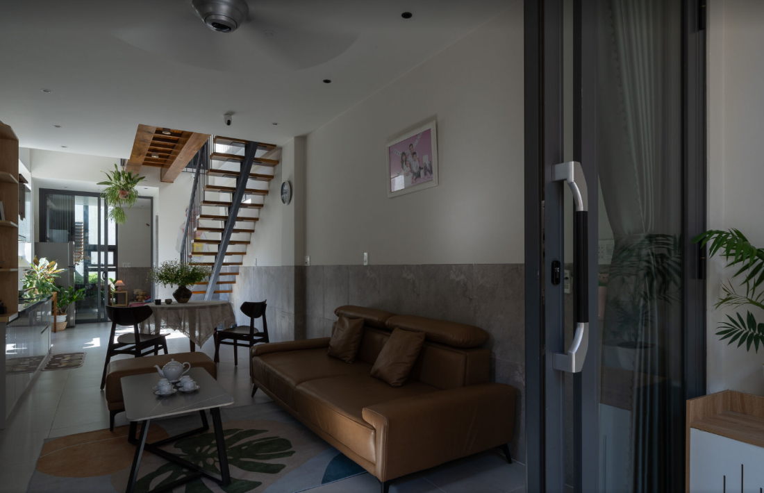 Nhà nhỏ đẹp tinh tế, giải pháp kinh tế cho gia đình tại Quy Nhơn- Ảnh 3. Nhà nhỏ đẹp tinh tế, giải pháp kinh tế cho gia đình tại Quy Nhơn- Ảnh 3.