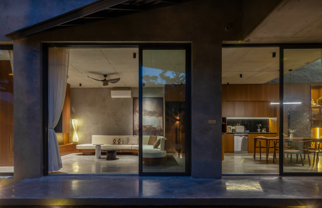 Xây nhà bê tông thô độc đáo thích nghi với nắng gió biển ở Phan Rang- Ảnh 5.