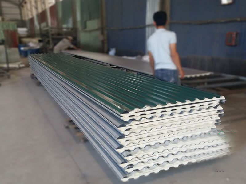 Tôn cách nhiệt chống nóng có những loại nào và giá bán ra sao? Tôn cách nhiệt chống nóng có những loại nào và giá bán ra sao?