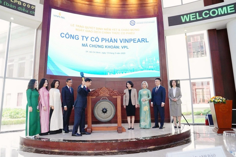 Sau khi “tím lịm” phiên chào sàn, cổ phiếu Vinpearl tiếp tục tăng kịch trần- Ảnh 1. Sau khi “tím lịm” phiên chào sàn, cổ phiếu Vinpearl tiếp tục tăng kịch trần- Ảnh 1.