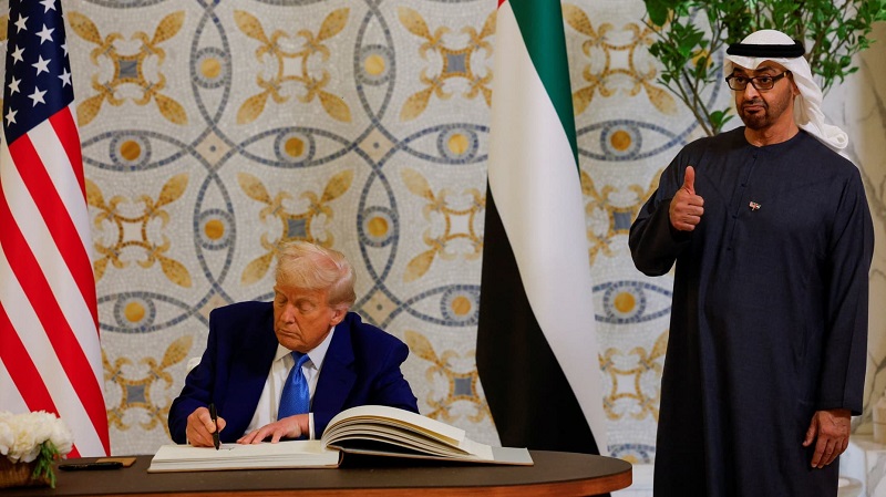 Ông Trump thúc đẩy hợp tác công nghệ, mở cửa cho UAE tiếp cận chip AI tiên tiến thế giới- Ảnh 1. Ông Trump thúc đẩy hợp tác công nghệ, mở cửa cho UAE tiếp cận chip AI tiên tiến thế giới- Ảnh 1.