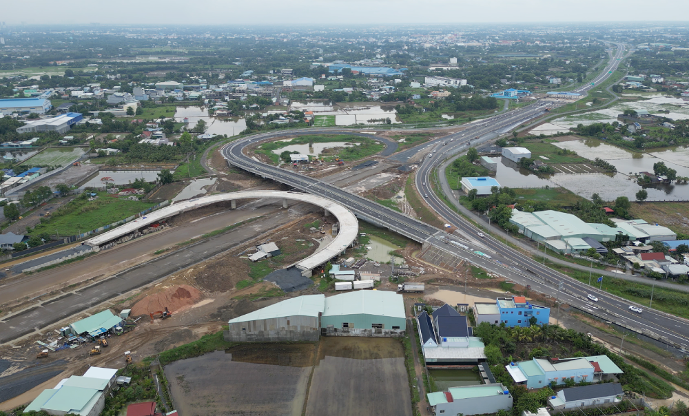 Toàn cảnh “siêu nút giao” kết nối 3 cao tốc hơn 110.000 tỷ đồng tại Long An- Ảnh 1.