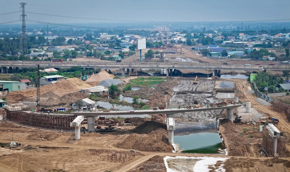 Toàn cảnh “siêu nút giao” kết nối 3 cao tốc hơn 110.000 tỷ đồng tại Long An- Ảnh 6.