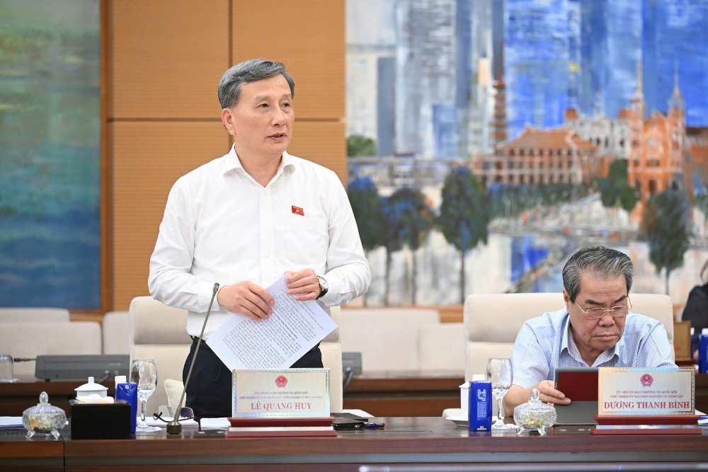 Sắp tới, mua gạch, kính, xi măng… cũng phải xem nhãn năng lượng?- Ảnh 1. Sắp tới, mua gạch, kính, xi măng… cũng phải xem nhãn năng lượng?- Ảnh 1.