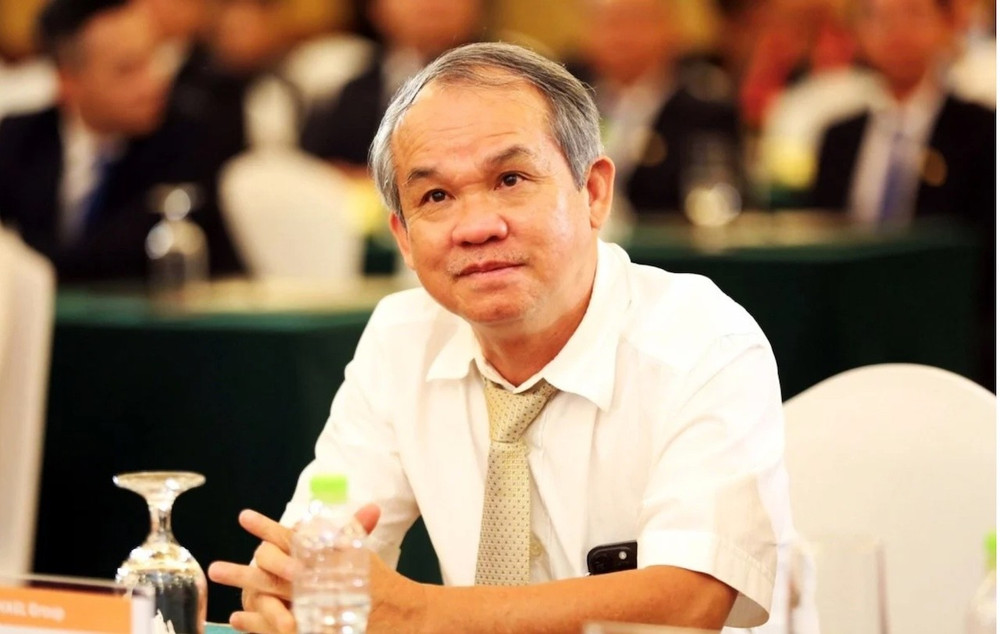 Bầu Đức muốn mua 10 triệu cổ phiếu Hoàng Anh Gia Lai