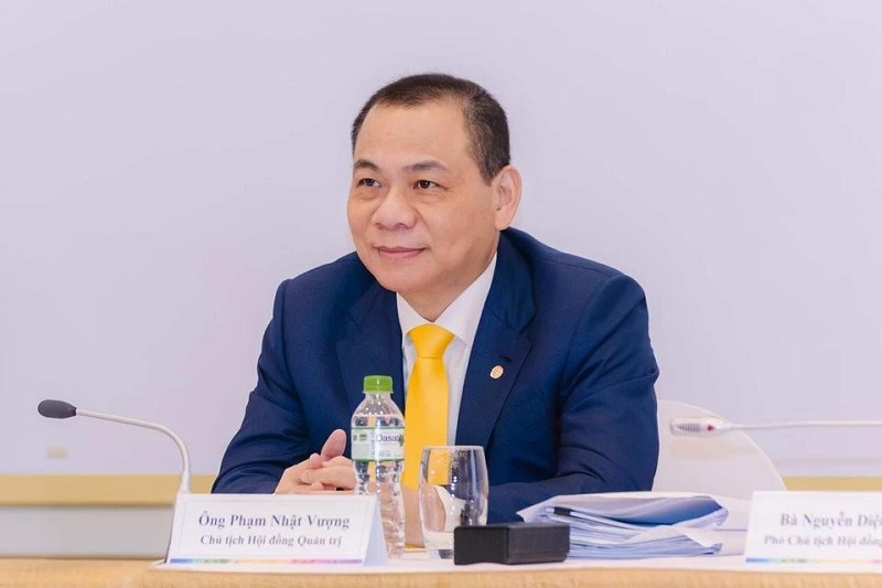 Ông Phạm Nhật Vượng chuyển xong 48 triệu cổ phiếu VIC góp vốn vào Vinspeed