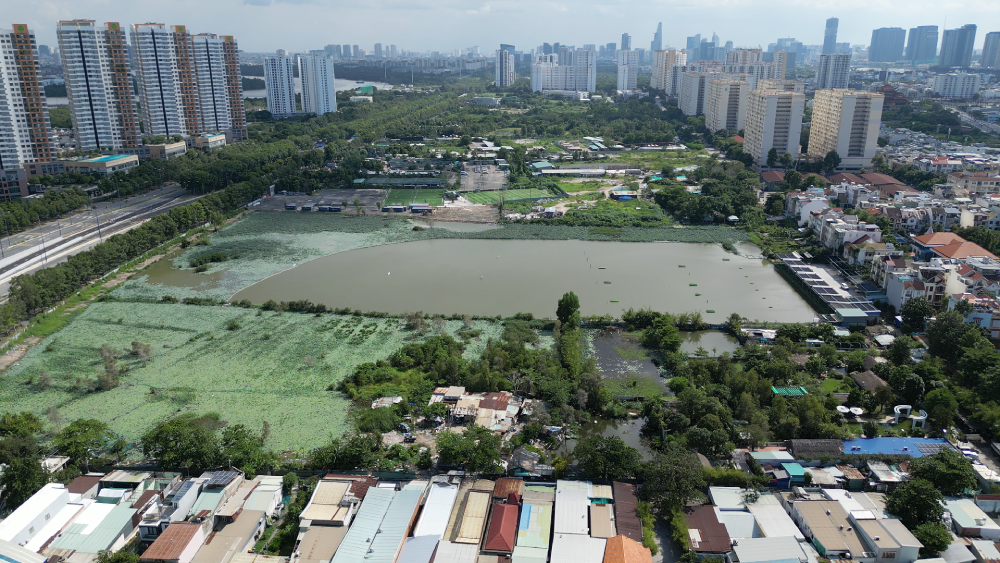 TP.HCM chính thức ban hành kế hoạch bồi thường, tái định cư dự án đường sắt tốc độ cao 67 tỷ USD- Ảnh 1. TP.HCM chính thức ban hành kế hoạch bồi thường, tái định cư dự án đường sắt tốc độ cao 67 tỷ USD- Ảnh 1.