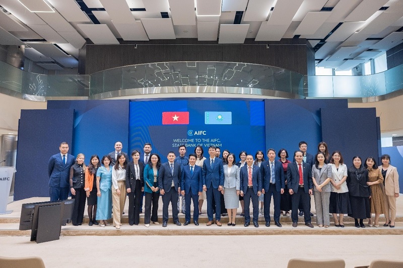 Ngân hàng Nhà nước khảo sát mô hình trung tâm tài chính quốc tế tại Trung Quốc và Kazakhstan- Ảnh 1.