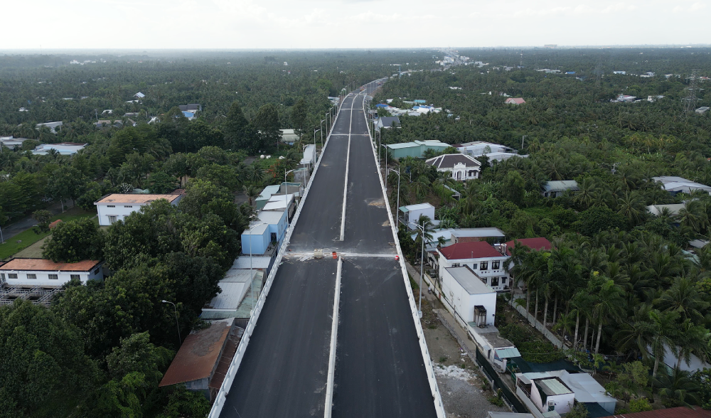 Cận cảnh cầu dây văng hơn 6.800 tỷ nối Vĩnh Long và Đồng Tháp sắp đưa vào khai thác- Ảnh 4.