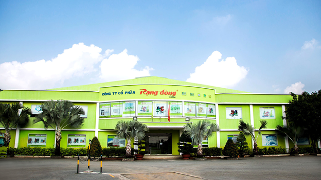 Một doanh nghiệp nhựa 65 năm tuổi sắp phá sản- Ảnh 1.