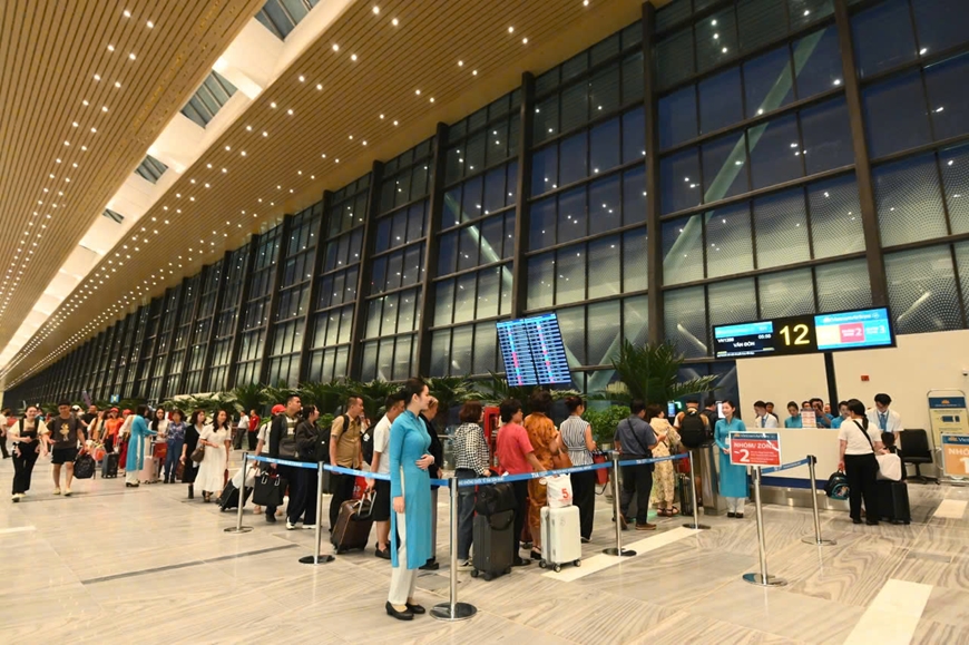 Lưu ý loạt đường bay chuyển sang ga T3 Tân Sơn Nhất từ 19/8