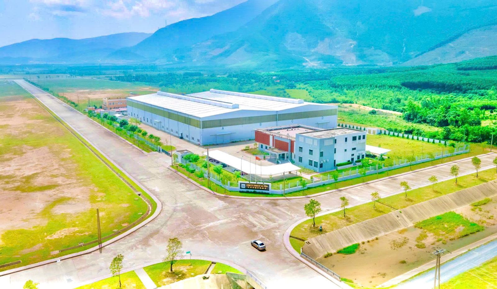 Cấp giấy chứng nhận đầu tư dự án gia công thép tại Khu kinh tế Vũng Áng