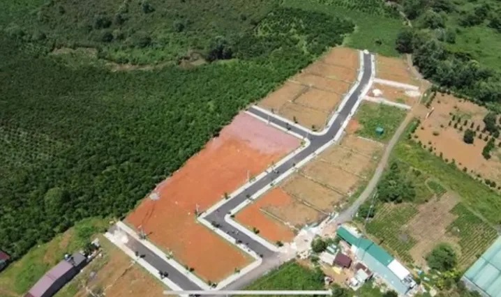 Ai lỡ mua biệt thự “ma” ở Lâm Đồng liên hệ công an gấp- Ảnh 1. Ai lỡ mua biệt thự “ma” ở Lâm Đồng liên hệ công an gấp- Ảnh 1.