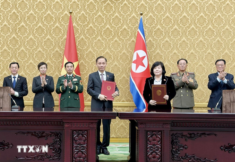 Việt Nam - Triều Tiên: Ký 5 văn kiện hợp tác song phương