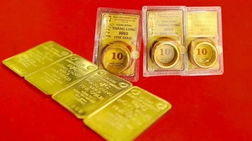 Giá vàng hôm nay 15-10: Đồng loạt tăng mạnh
