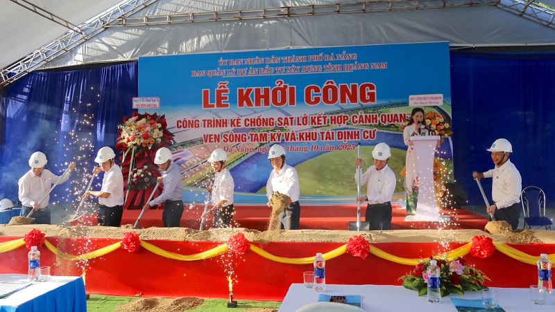 Đà Nẵng khởi công dự án chống sạt lở gần trăm tỷ dọc sông Tam Kỳ- Ảnh 1. Đà Nẵng khởi công dự án chống sạt lở gần trăm tỷ dọc sông Tam Kỳ- Ảnh 1.