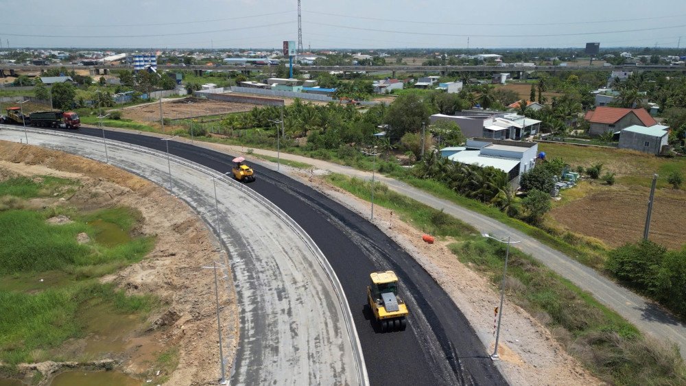 Lãnh đạo tỉnh Tây Ninh yêu cầu đẩy nhanh giải ngân vốn đầu tư công năm 2025- Ảnh 1. Lãnh đạo tỉnh Tây Ninh yêu cầu đẩy nhanh giải ngân vốn đầu tư công năm 2025- Ảnh 1.