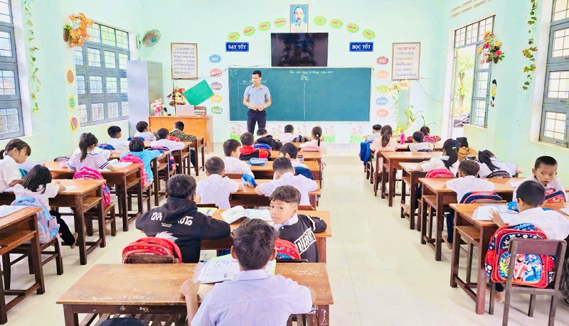 Gia Lai sẽ khởi công 7 trường nội trú liên cấp hơn 1.500 tỷ đồng vào ngày 19/12- Ảnh 1.