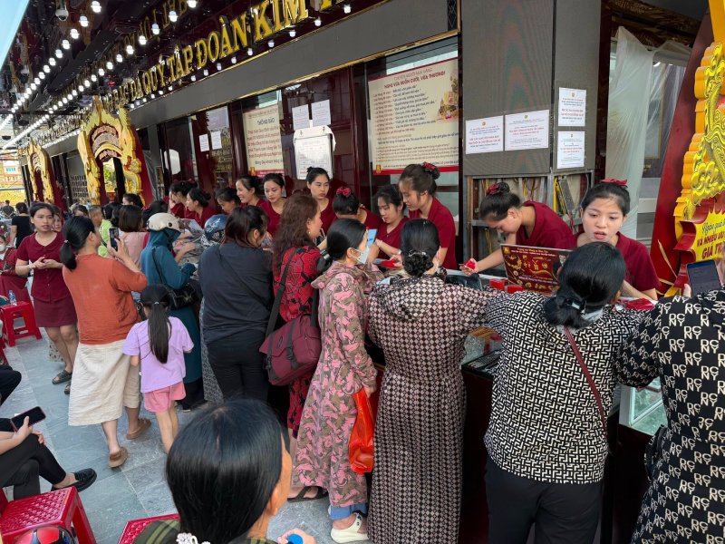 Giá vàng tuần tới: Đà giảm sẽ dừng lại? 