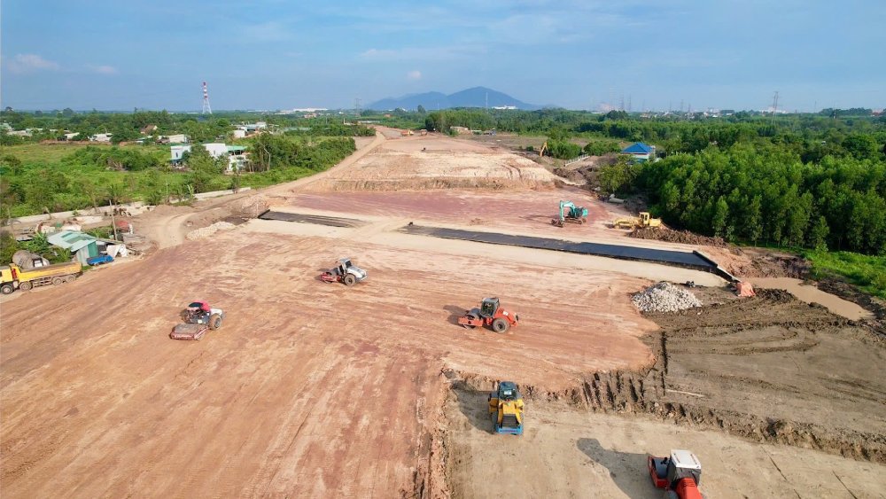 Nguồn vật liệu thi công cao tốc Biên Hòa - Vũng Tàu hiện ra sao?