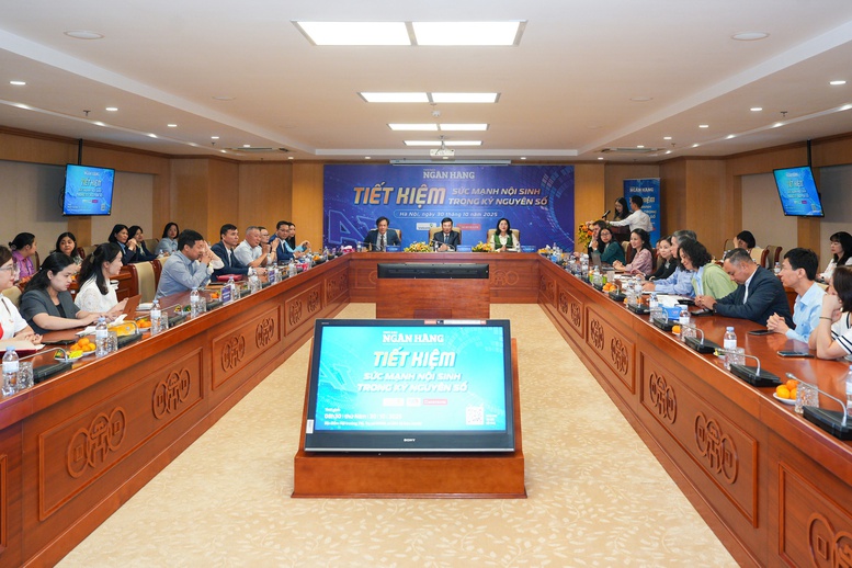 Khoảng 8 triệu tỷ đồng tiền gửi dân cư tại các tổ chức tín dụng