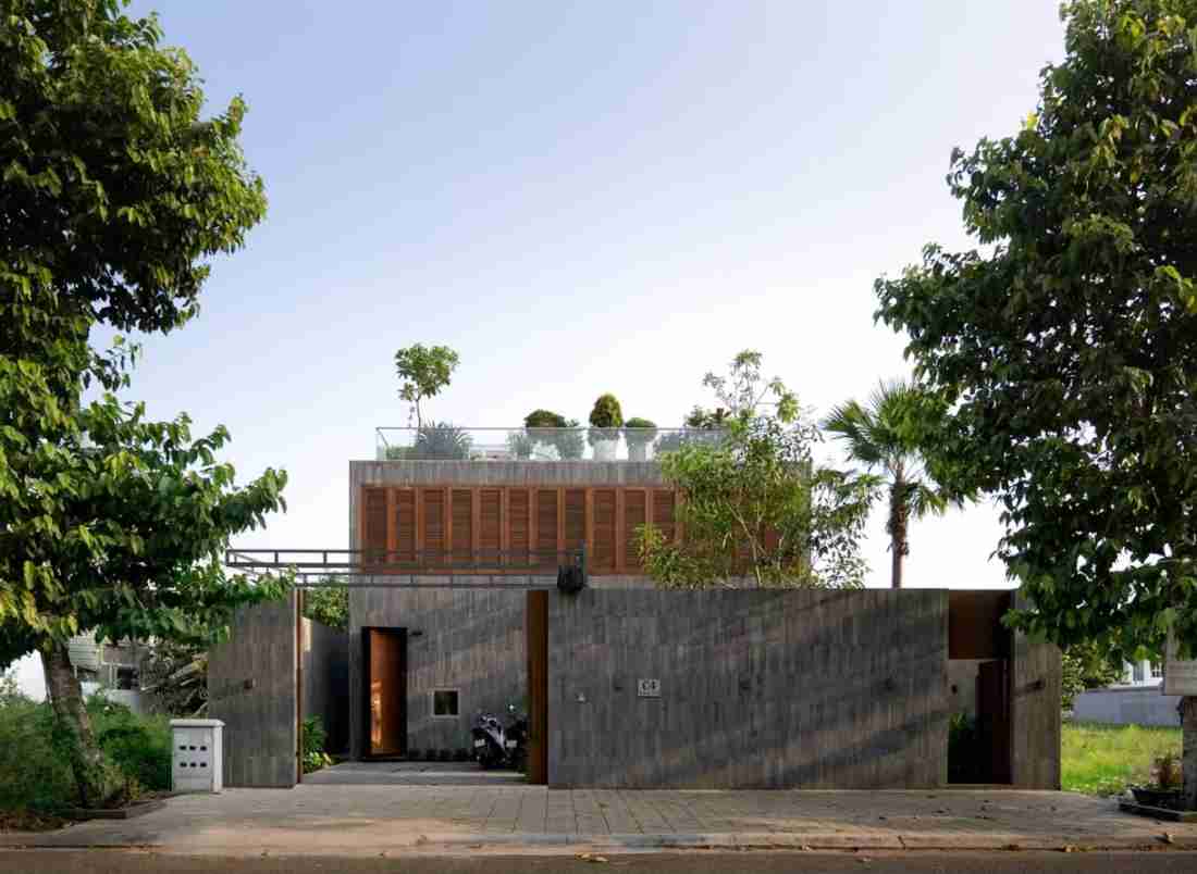 Biệt thự Bình Dương phong cách Á Đông khác biệt khi xuất hiện khối container lệch góc