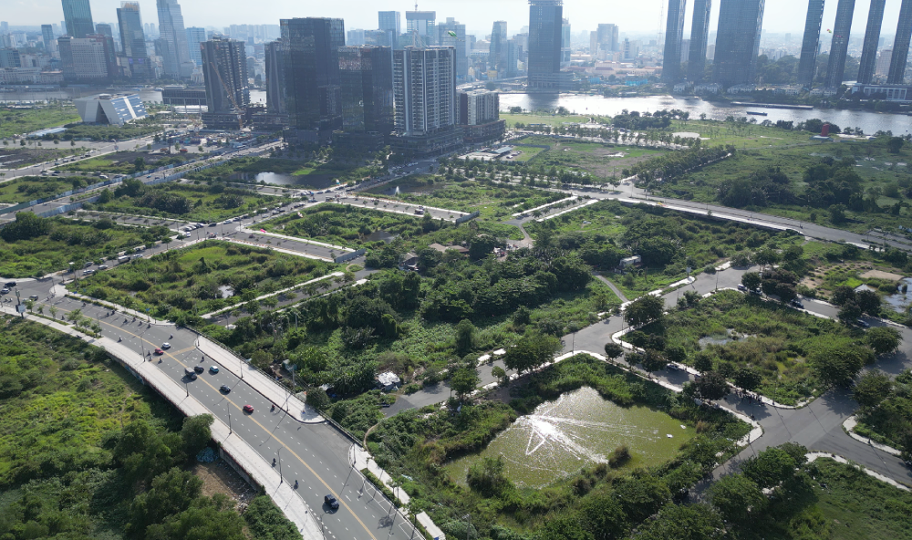 Sắp ban hành 8 nghị định về trung tâm tài chính