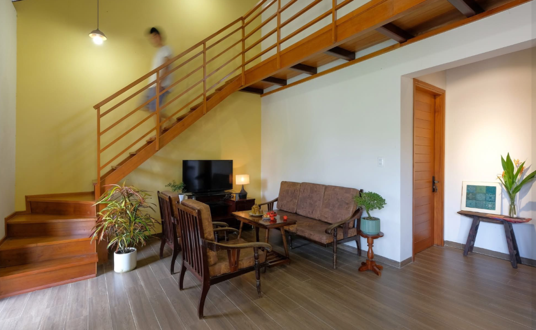 Nhà ống Huế chống lụt như pháo đài kiên cố từ vật liệu tái chế, tiết kiệm chi phí- Ảnh 8.