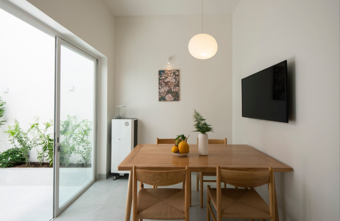 Nhà nhỏ Bình Thuận ngân sách vừa phải ôm trọn gió biển nhờ thiết kế động- Ảnh 6.