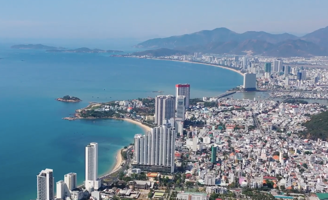 Một doanh nghiệp muốn đầu tư trung tâm thương mại, siêu thị tổng hợp tại tỉnh Khánh Hòa