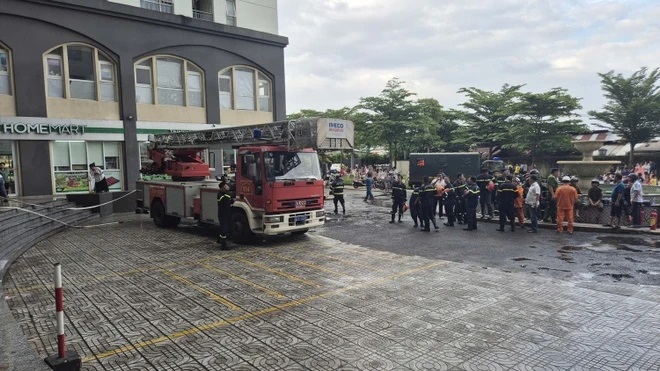 Cháy căn hộ chung cư ở TP.HCM