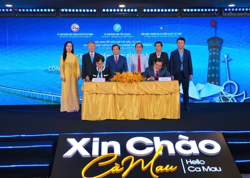 Loạt doanh nghiệp muốn đầu tư các dự án “khủng” tại tỉnh có cầu vượt biển 18km dài nhất Việt Nam- Ảnh 1.