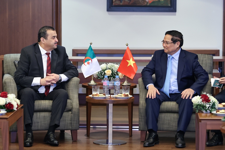 Thủ tướng đề nghị Bộ Dầu khí và Mỏ Algeria thúc đẩy đầu tư các dự án năng lượng, dầu khí