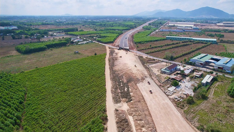 Bất động sản 24h: Hơn 300 tỷ đồng GPMB làm cao tốc TP.HCM - Thủ Dầu Một - Chơn Thành qua tỉnh Đồng Nai