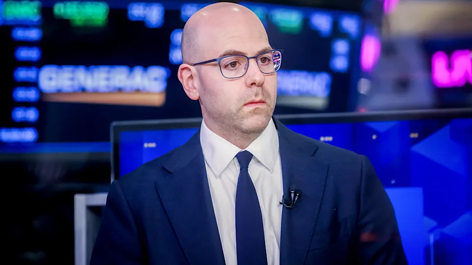 Quan chức Fed thúc giục cắt giảm lãi suất mạnh hơn vì thất nghiệp gia tăng