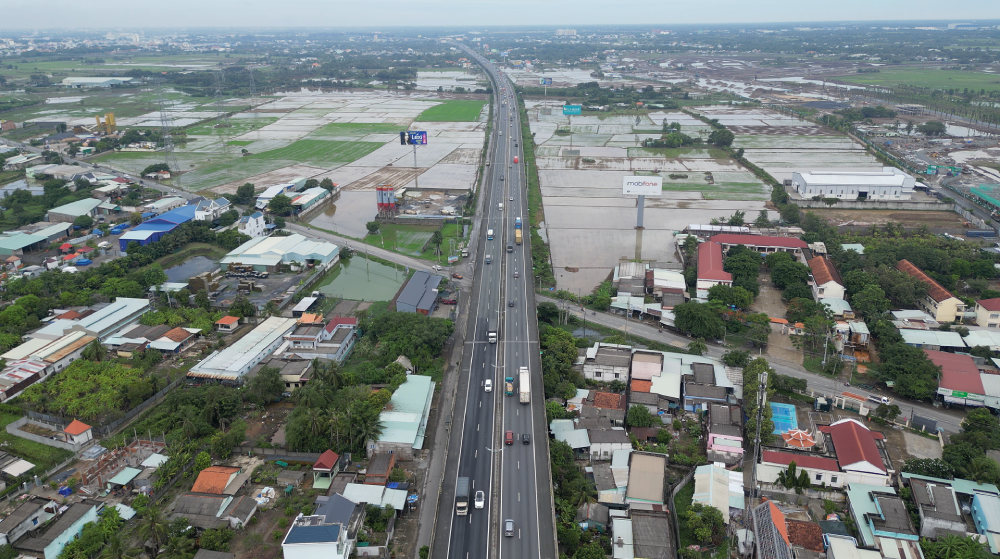 Chính thức phê duyệt dự án mở rộng tuyến cao tốc “huyết mạch” kết nối TP.HCM với miền Tây- Ảnh 1.