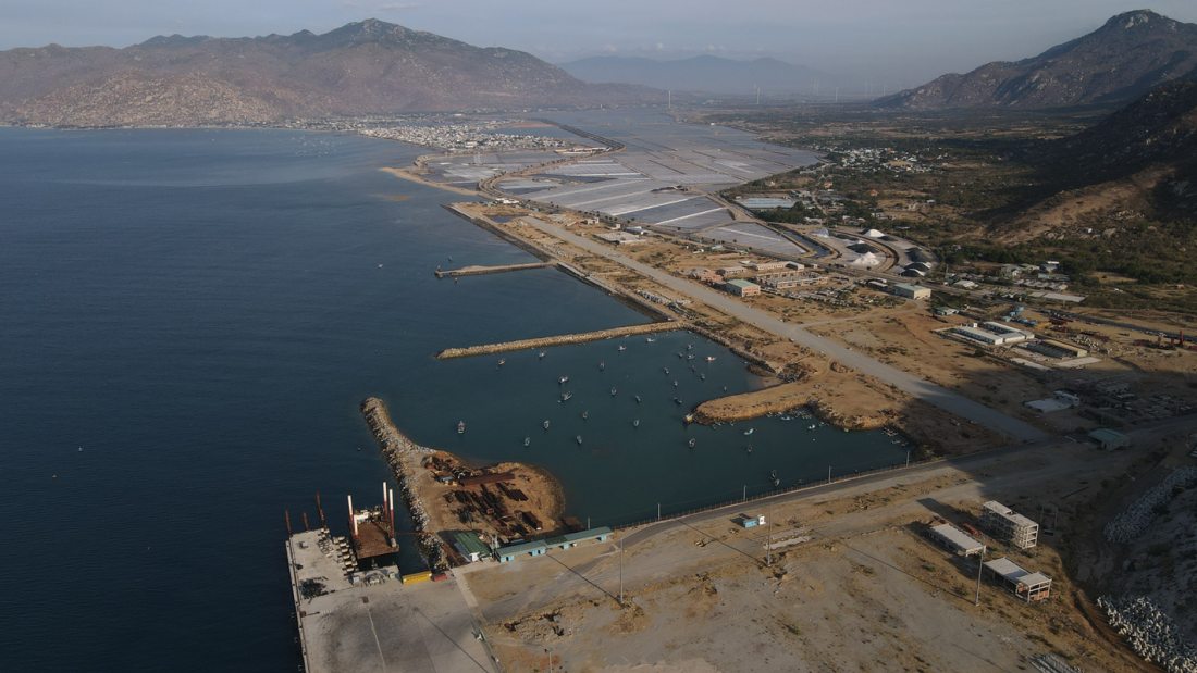 Khánh Hòa phấn đấu khởi công khu công nghiệp hơn 3.875 tỷ đồng vào tháng 12/2025- Ảnh 1.