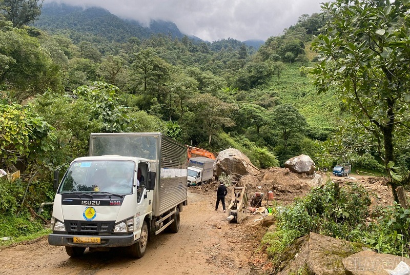 Ưu tiên sớm đầu tư tuyến trục giao thông chiến lược Sa Pa - Y Tý