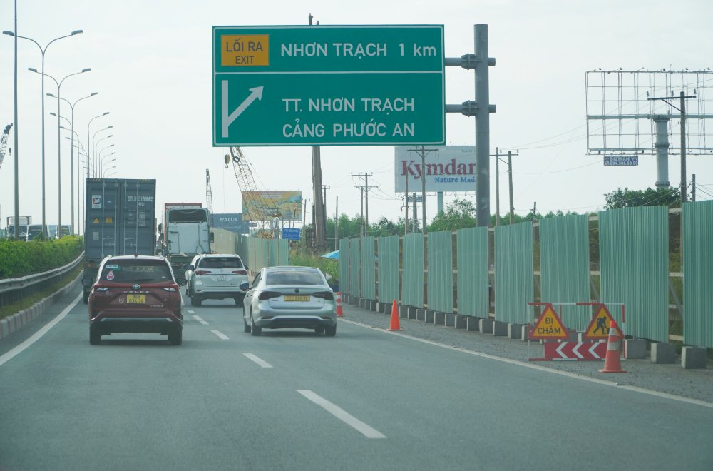 Đang mở rộng tuyến đường “huyết mạch” kết nối sân bay Long Thành- Ảnh 4.