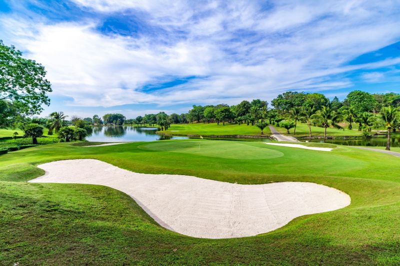 Hà Tĩnh vừa chấp thuận nhà đầu tư 2 dự án sân golf gần 2.800 tỷ đồng