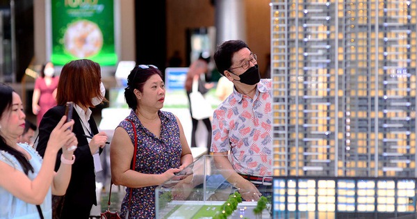 Thị trường nhà ở phía Nam sôi động trở lại nhưng quyết định mua nhà ngày càng khó
